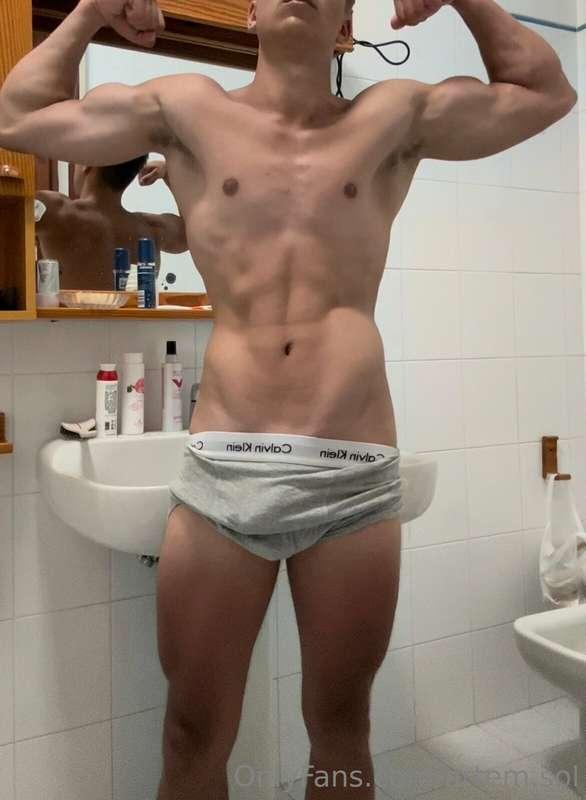 Woke up like this💦😈