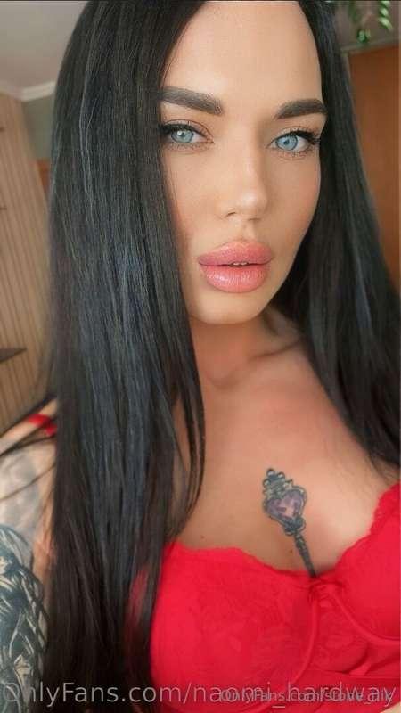 🟢 FREE SUBSCRIPTION ONLY TODAY 🟢
She's immobilized, do whate..