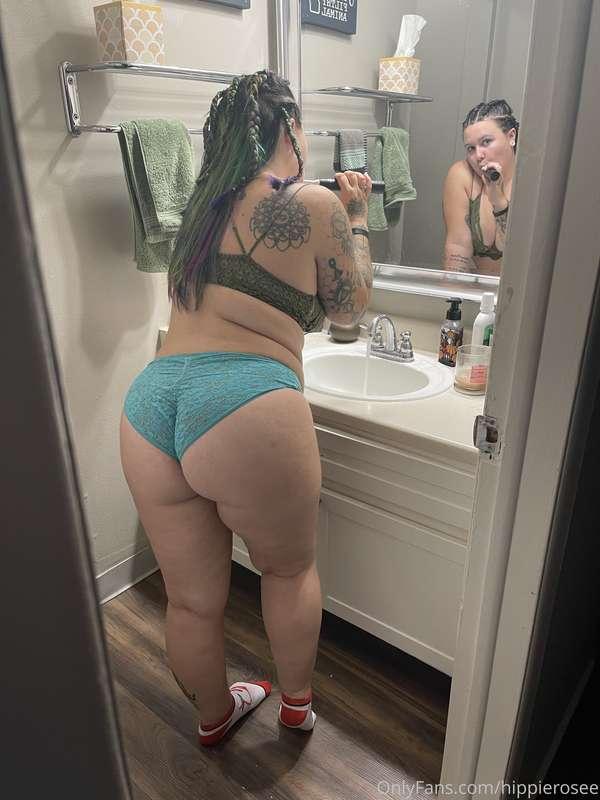 floweringroseee image #3