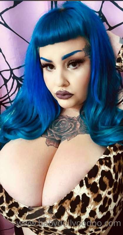 Slide over for the good stuff 🤭
Onlyfans.com/babydollvoodoo ..