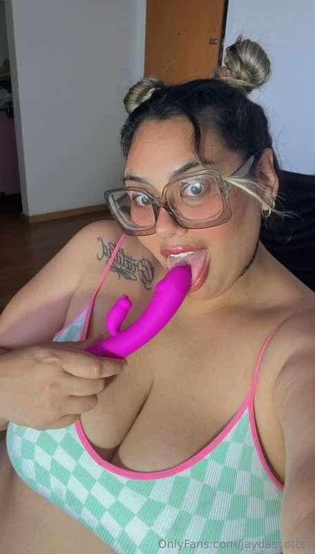 Thinking in your hard cock 🍆