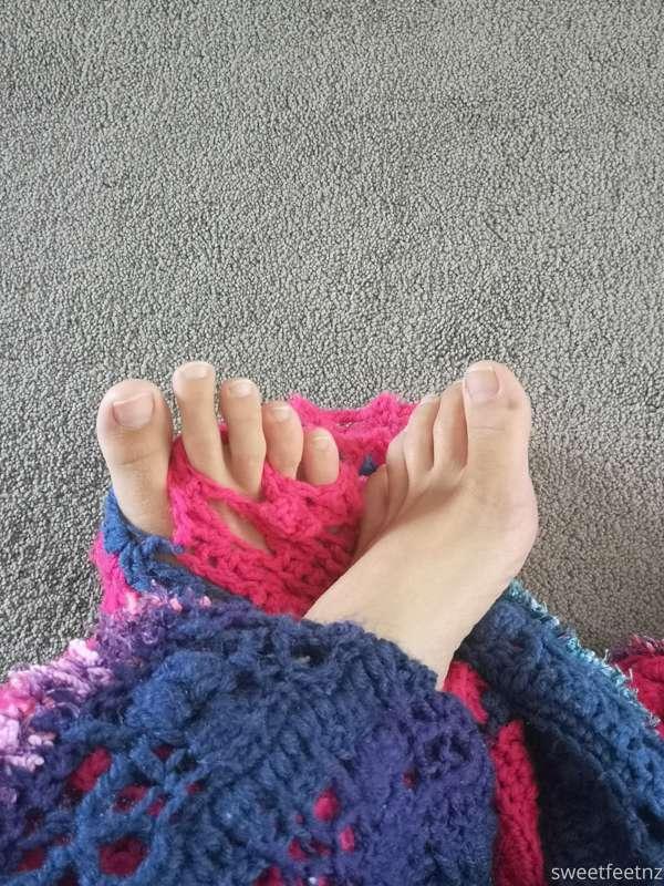 I haven't made a foot binding video but perhaps I should lea..