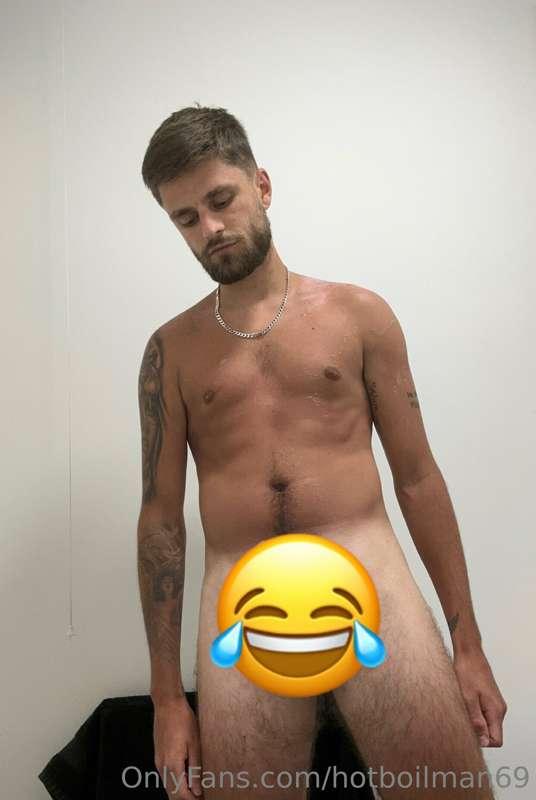 Just got back from holiday! The tan line lol 🤣