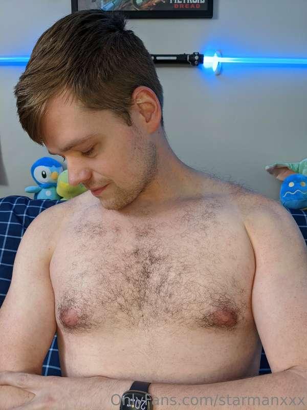 I just wanna be the big tiddy, big booty boyfriend 💖