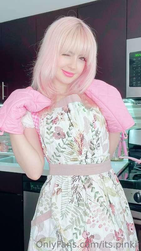 Welcome home honey<3