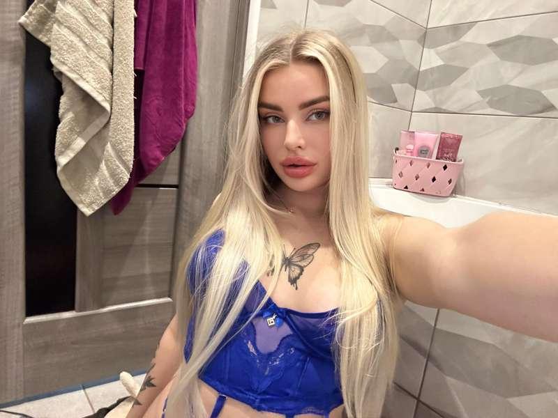 I want to get a little naughty in the shower, would you join..