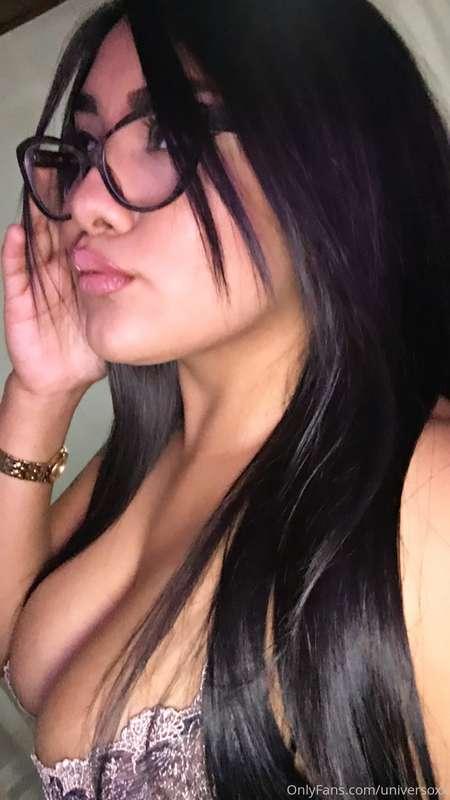 Hello baby, how will you spend tonight? something hot? tell ..