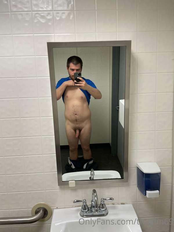 thustin69 image #1