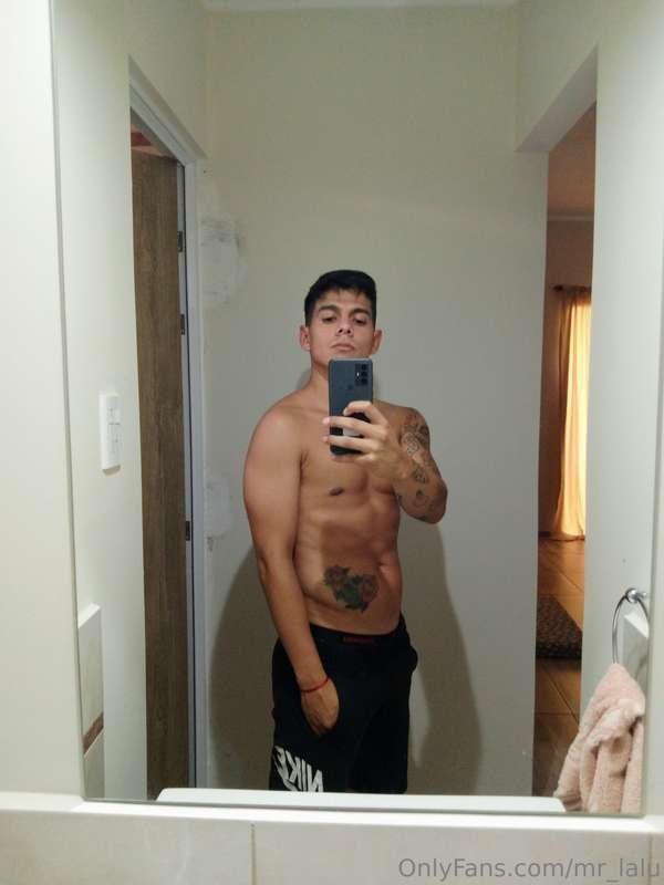 # My favorite fans gave me a tip 😈