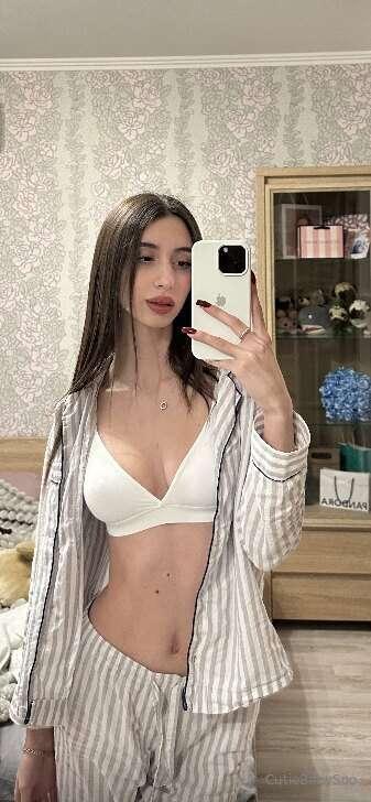 ## 🔥 🔥 🔥 HOT GIRL @iisabella_love🔥 🔥 🔥This innocent cutie @i..