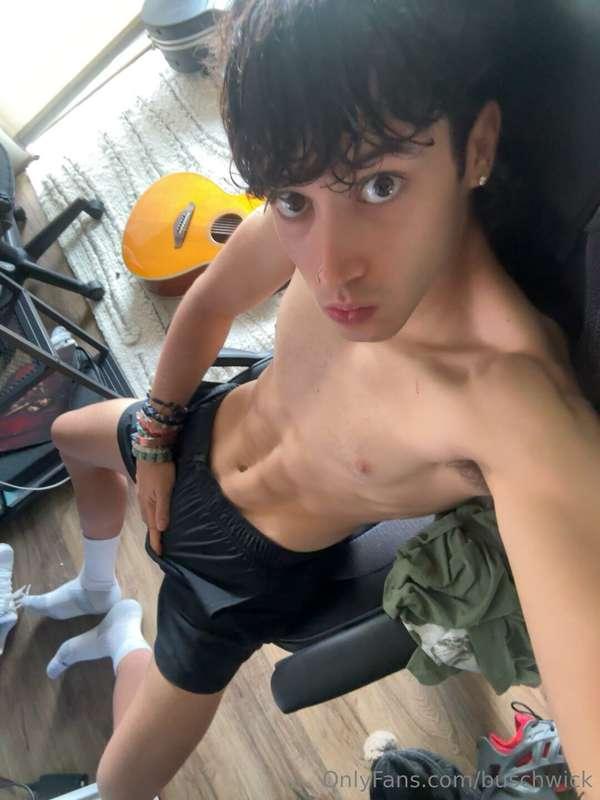 some days im hornier then others 🤷