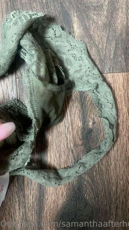 Make it rain if you wanna see some wet ass pussy
 💸 💦 🐱