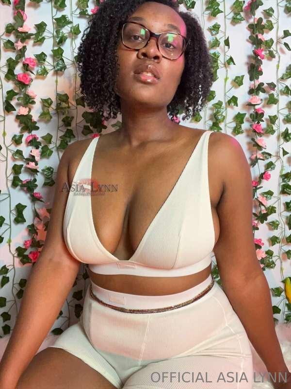 # morning 😘

onlyfans.com/xasialynnx ✨