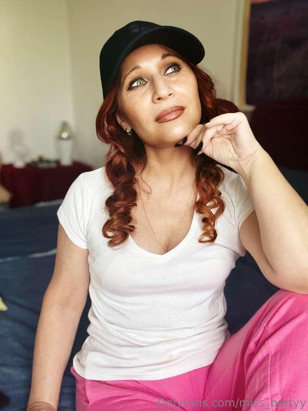 Spicy attitude on mild days 🌶️☀️