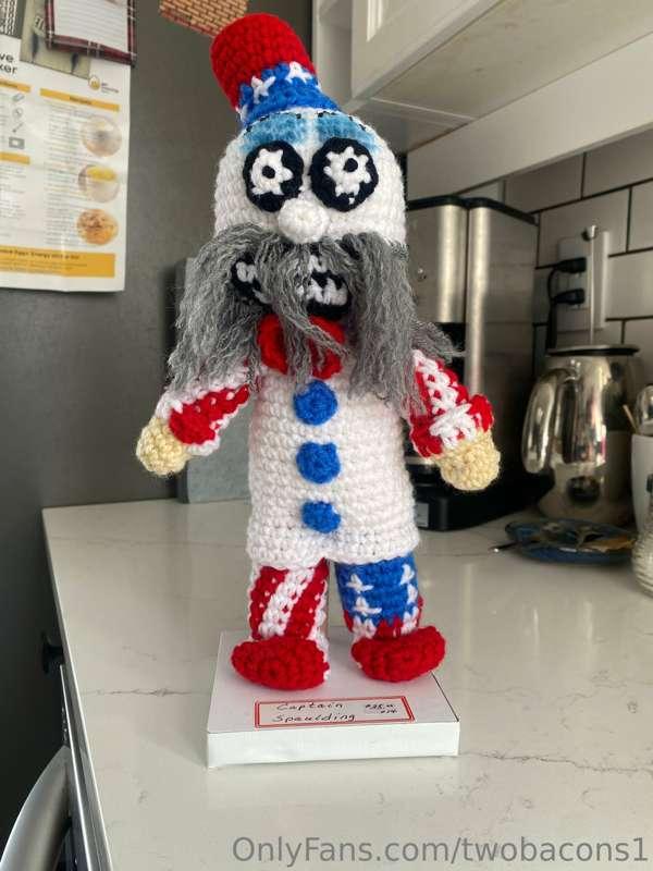 Any Captain Spaulding fans? 🙈

New purchase I’m so excited a..