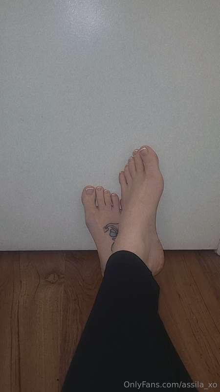 Cute feet photo dump 😍👣 