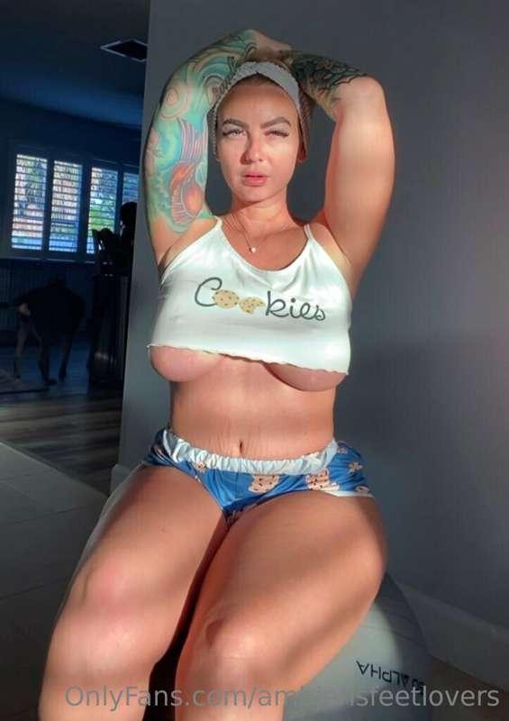 Just a reminder … i do NOT respond to dms here. U can chat w..