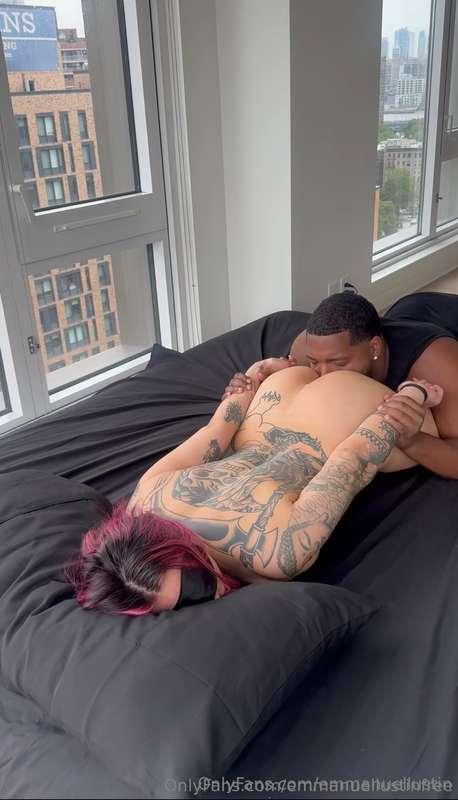 emmanuellustinfree image #1