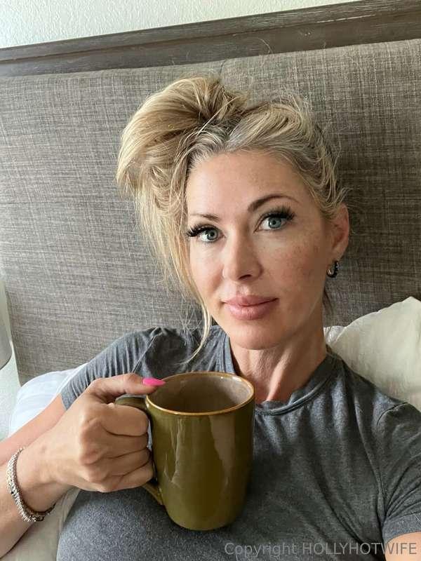 ☀️ Morning wood or morning head?You wake up next to your fav..