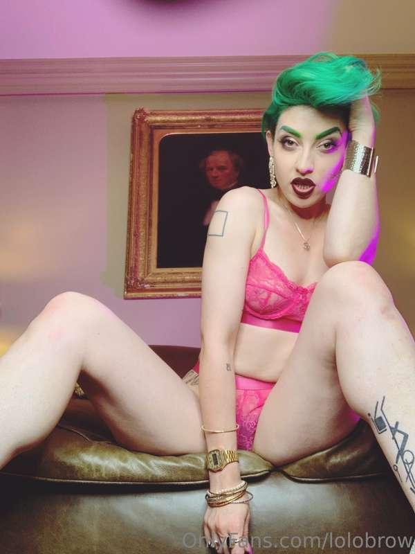 It’s photoset day!!

🍓exclusive content for my hams througho..