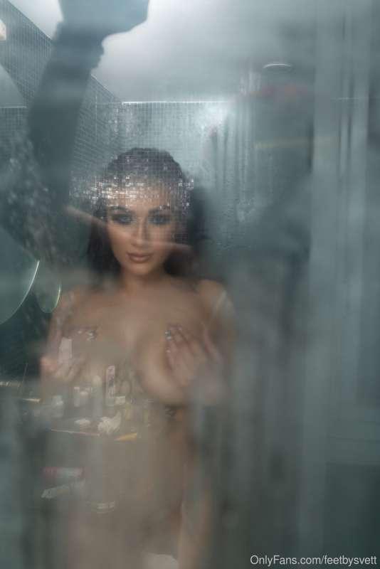 i know you can only dream of me being naked in ur shower. Co..
