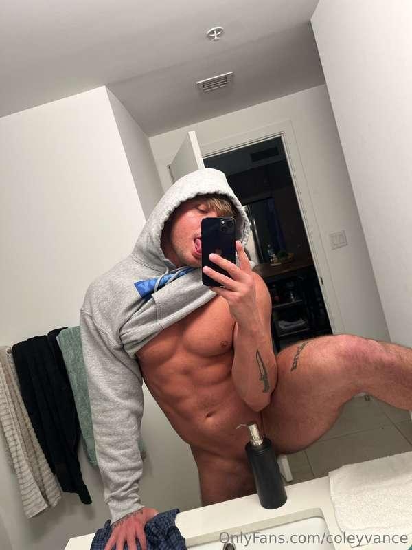 yea yea yea, new jerk off video this weekend ;) 