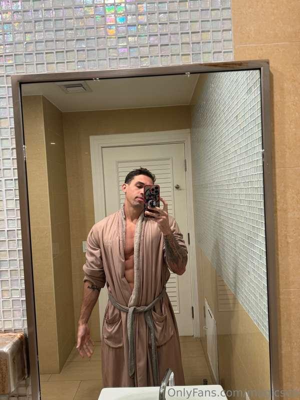 shower time 💦