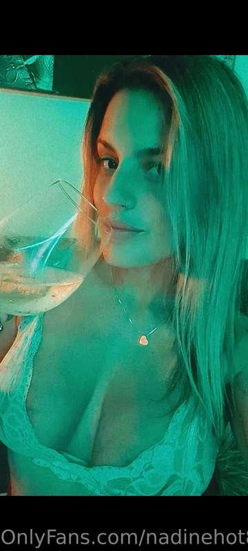 🥂