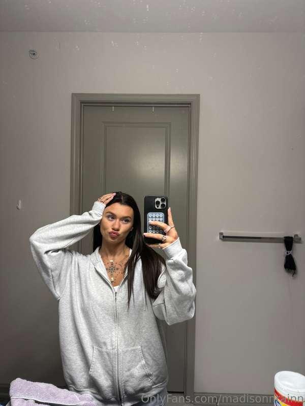 I'm ready to fulfill your fantasies 🤬 