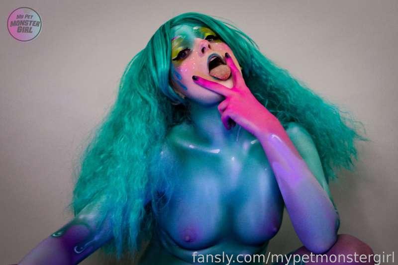 mypetmonstergirl image #7
