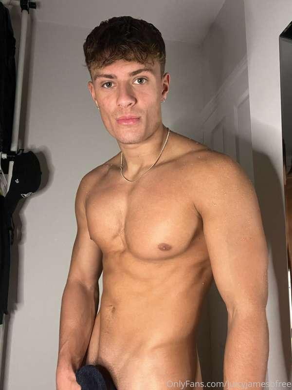 Make sure you check out my new posts on my paid account 😉
@j..