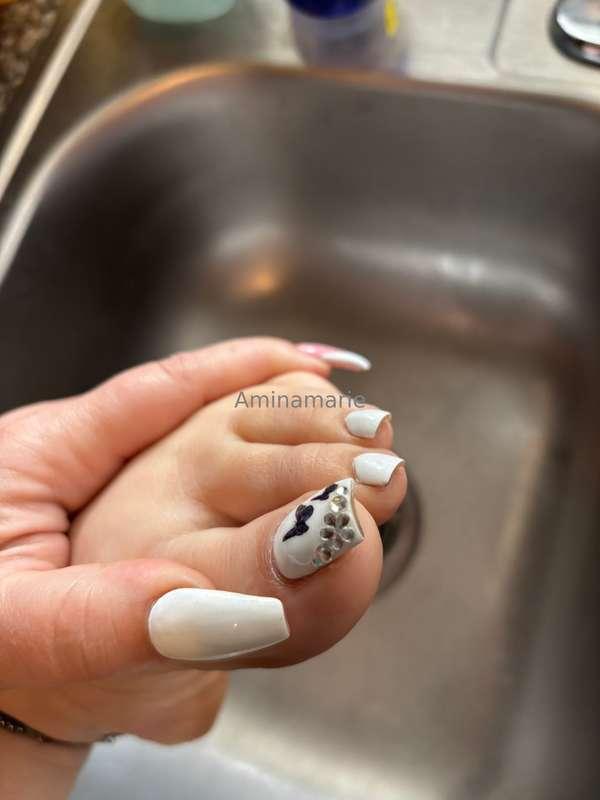 I wanna put them in your mouth… how many toes can you fit at..