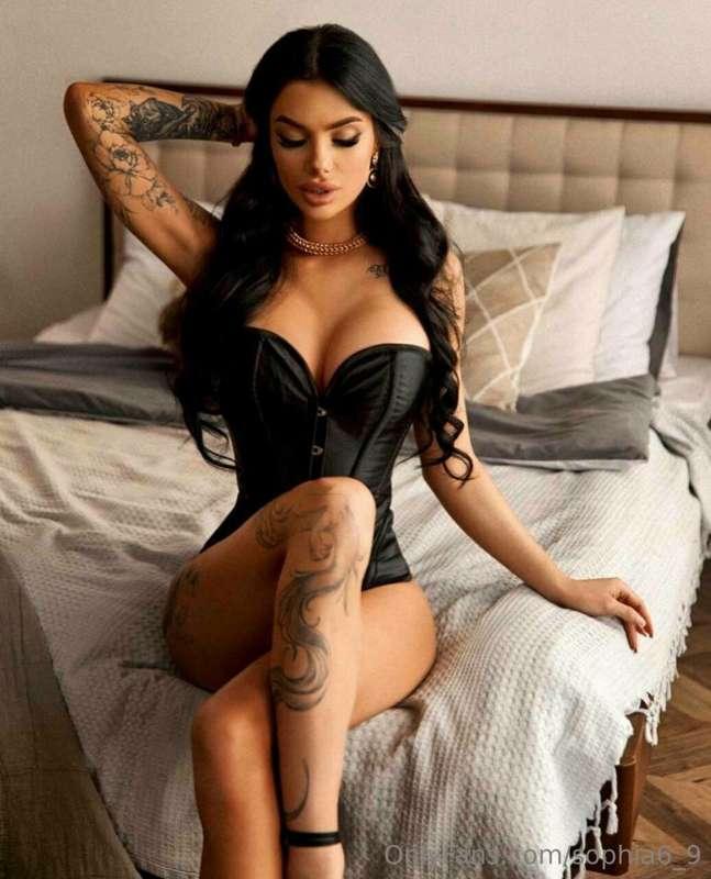 Мy waist is an anomaly
Мy waist is an hourglass ⌛️