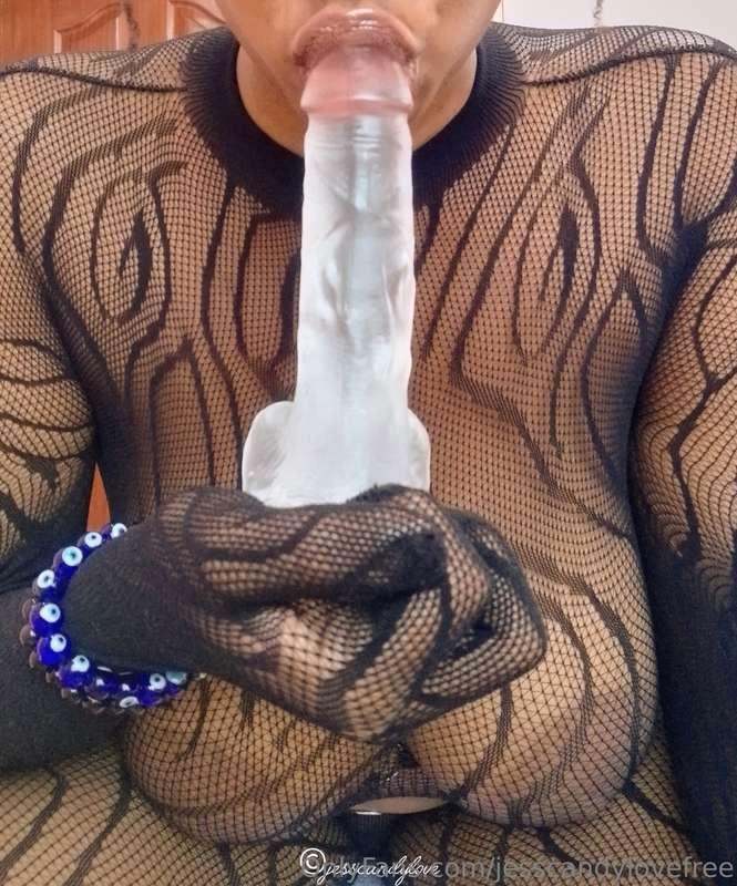 Let me show You my Dick Sucking Skills Babe!! 😈🍌💦 Join & Tip..