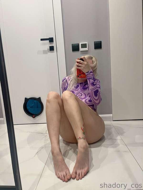 I remember going to a rented apartment to take photos in a b..