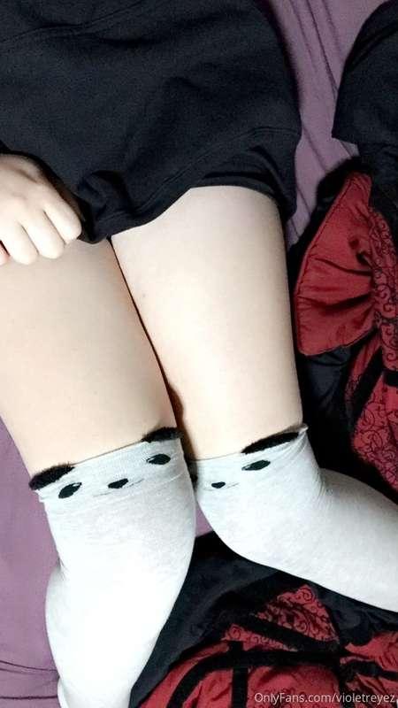 thicc thighs save lives.