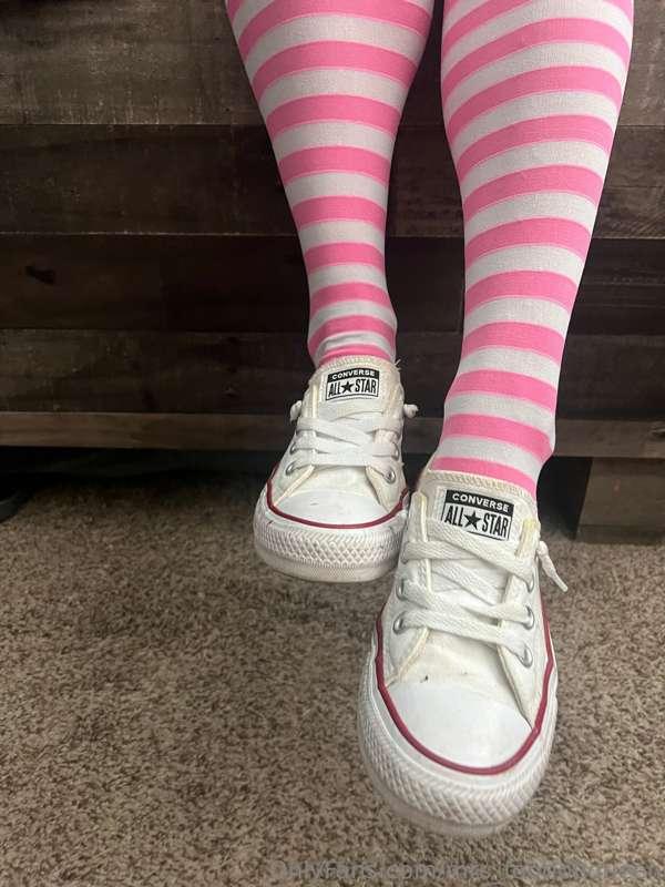 mrs_footjobqueen image #23