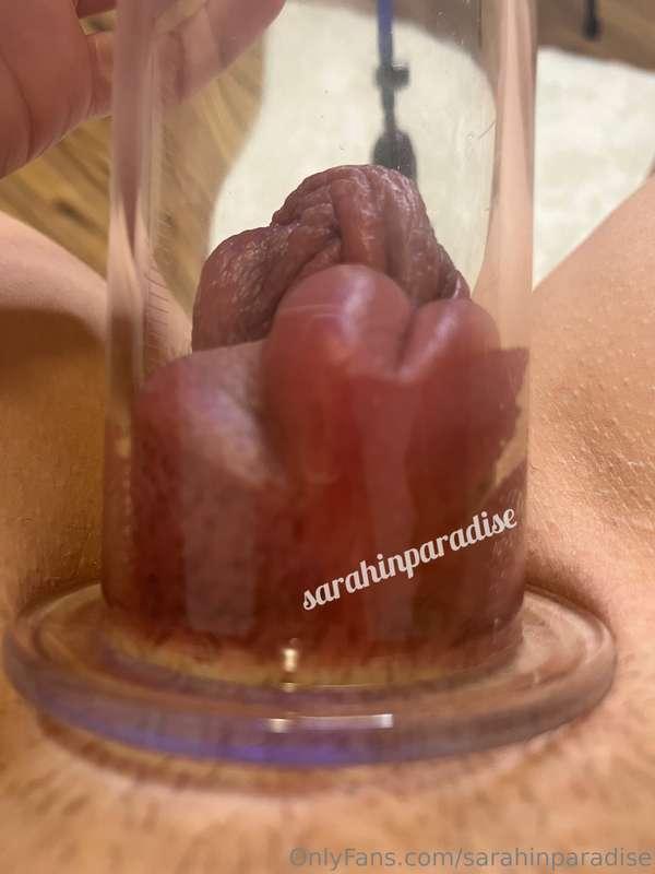 A little teaser of my incredibly pumped pussy! The vid is cu..