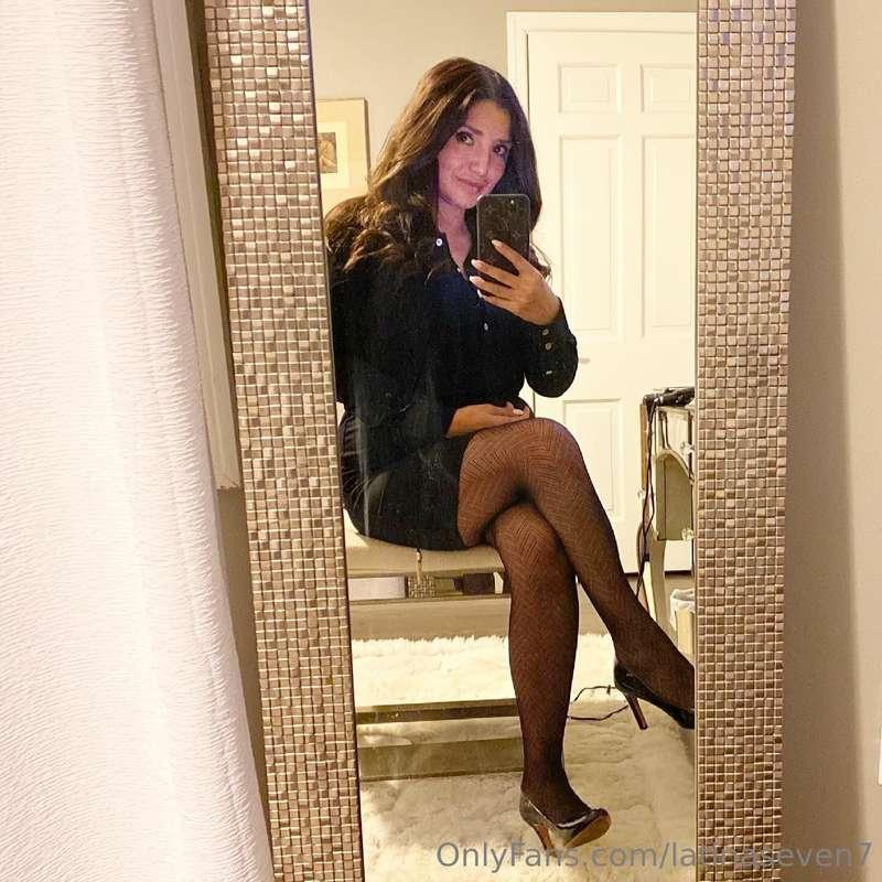 latinaseven7 image #1