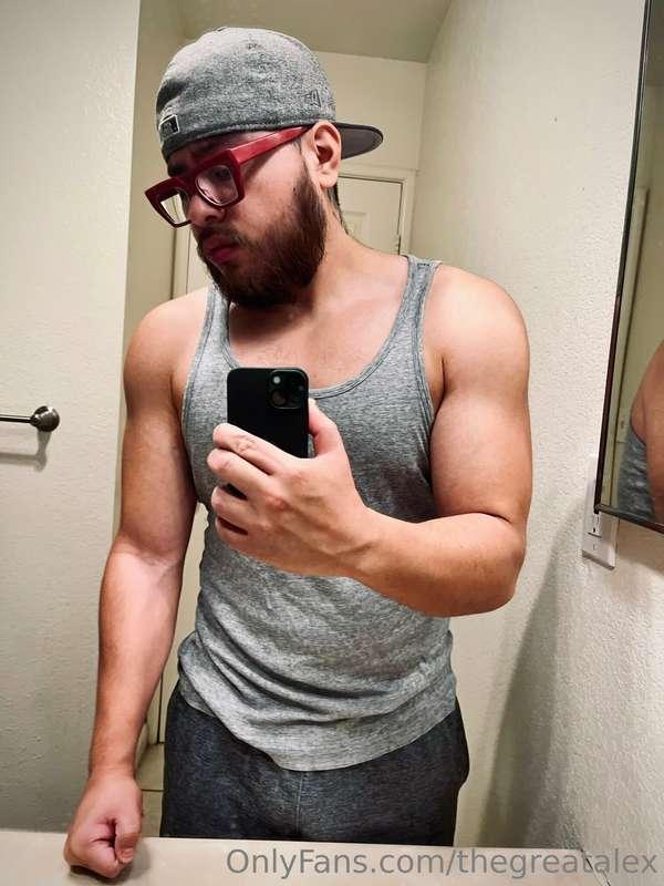 mirror🪒mirror🪒