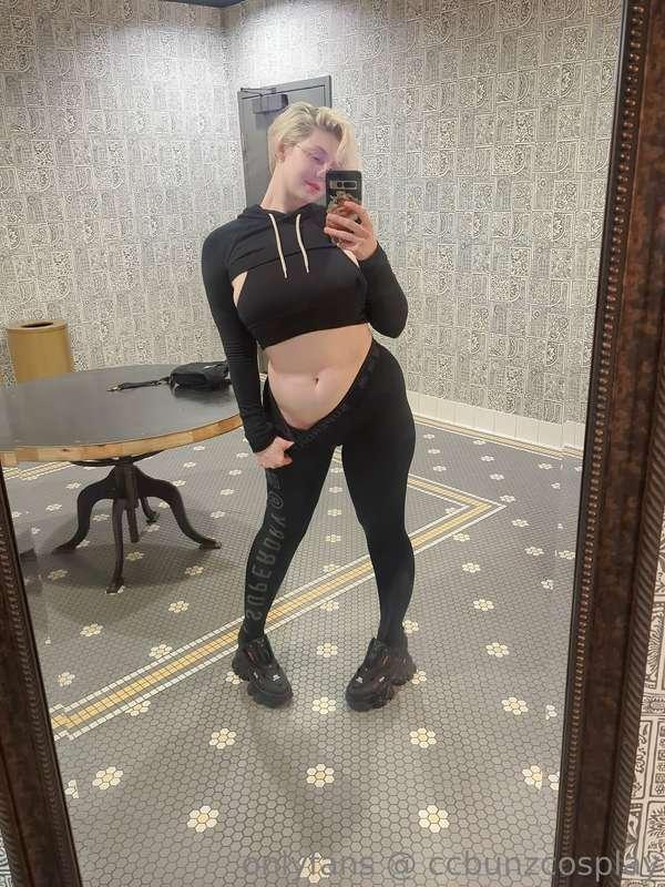 some lil birdie told me we're not allowed to sell voyeurism ..