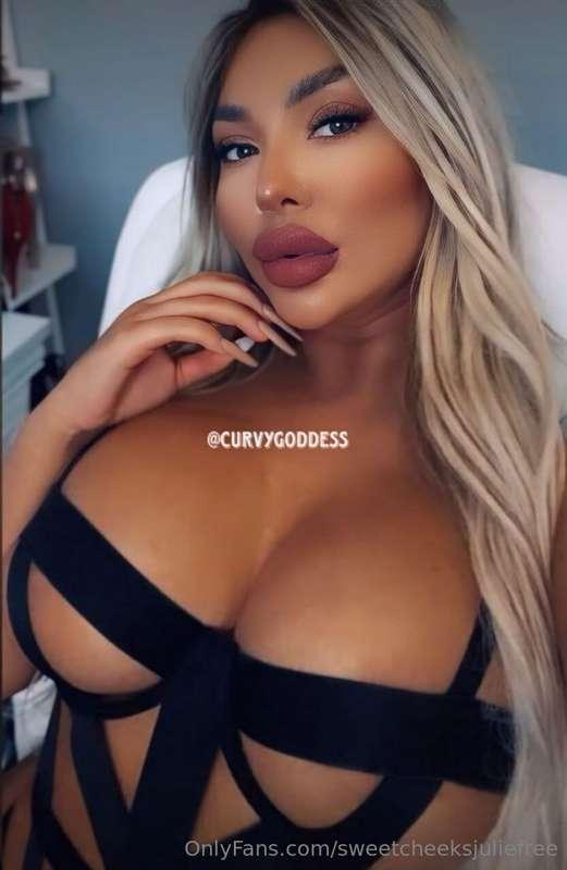 𝓗𝓮𝔂 𝓝𝓪𝓾𝓰𝓱𝓽𝔂 😈 @curvygoddess69 😈𝕐𝕠𝕦 𝕛𝕦𝕤𝕥 𝕗𝕠𝕦𝕟𝕕 𝕥𝕙𝕖 𝕓𝕒𝕕𝕕𝕖𝕤𝕥 𝕓𝕚..