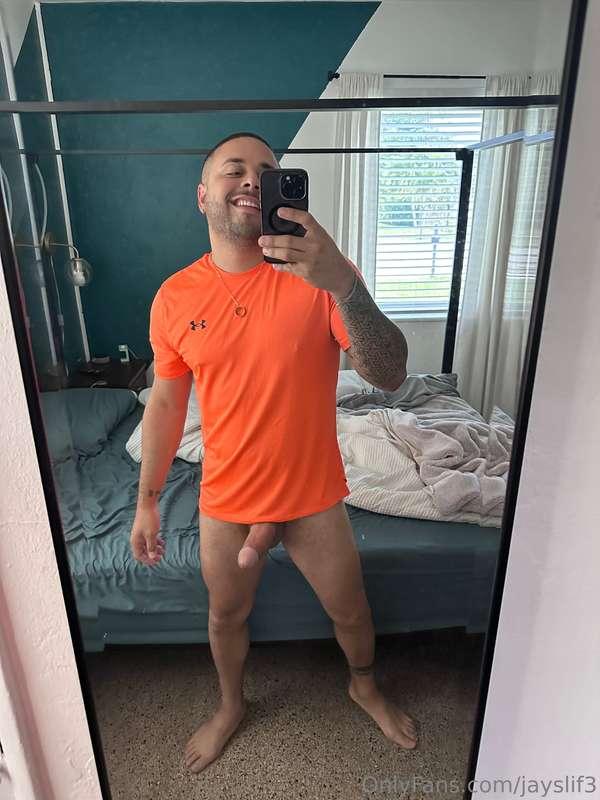 - Orange Looks Good On Me 😛