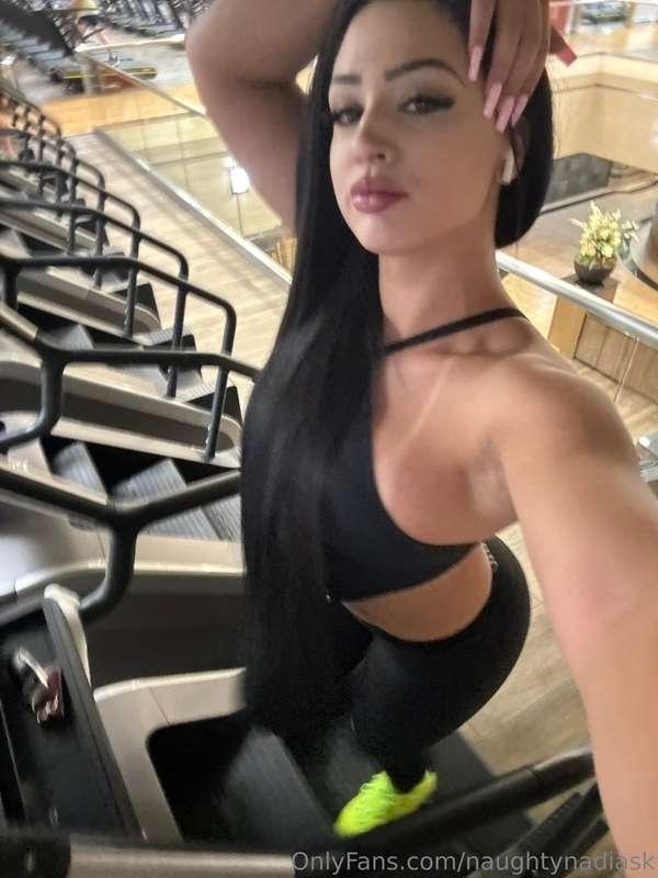 Gym fit on point