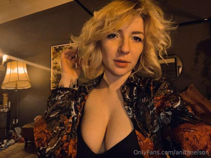 How about to see something more private?
Custom video for yo..
