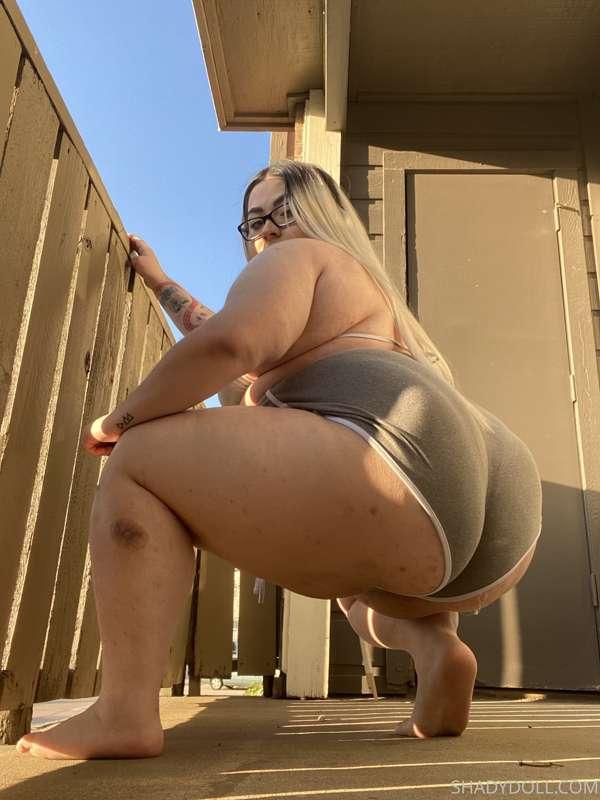 Outside fun 😈💦