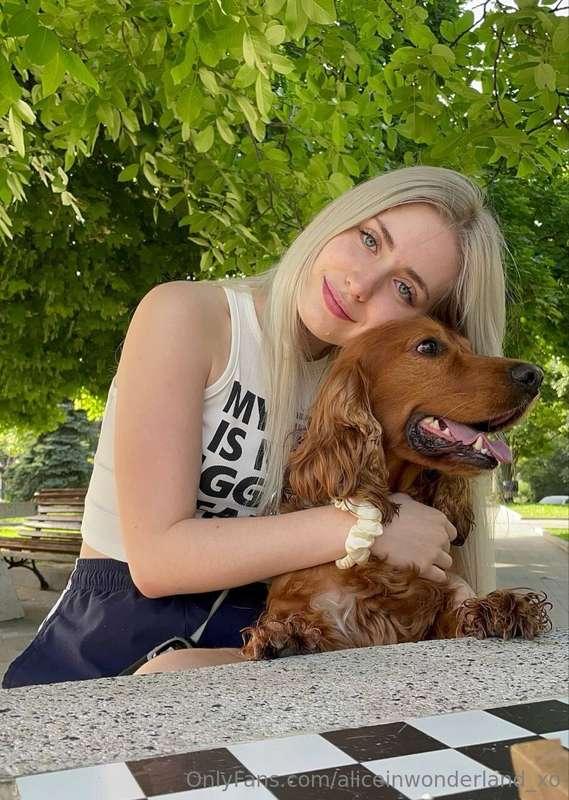 Hi💕 My name is Alice, I'm 19 and I'm a true optimist who alw..
