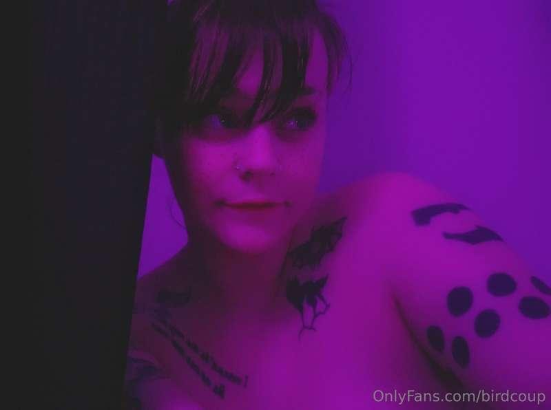 Just laying in the shower and felt kinda cute 🫣🤭