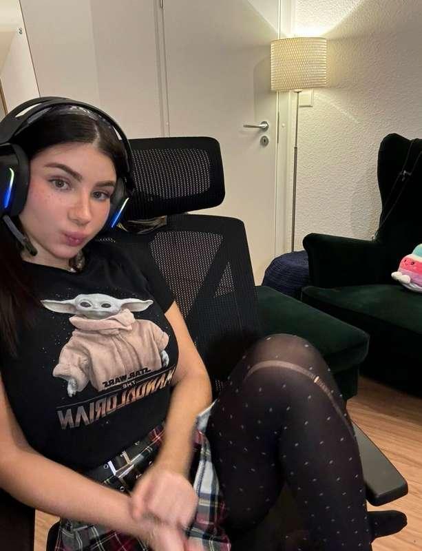 Pronta per l'ultima sessione dell'anno 🎮❣️