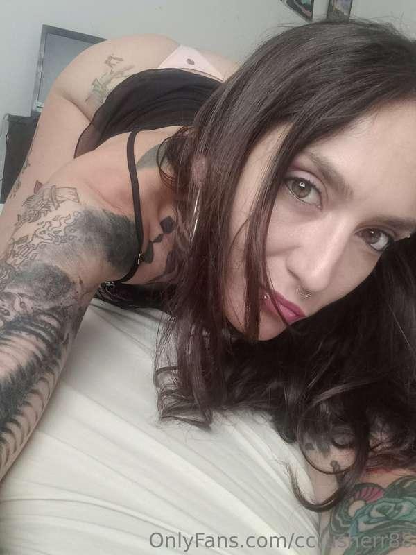 It's so hot here 🥵